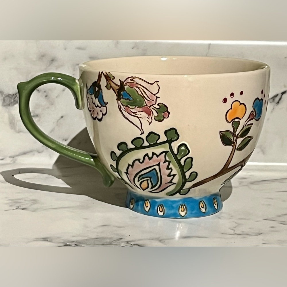 Dutch Wax Hand-Painted Floral Ceramic Teacup - Cream & Green